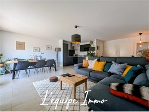 appartement à la vente -   31000  TOULOUSE, surface 79 m2 vente appartement - APR714400